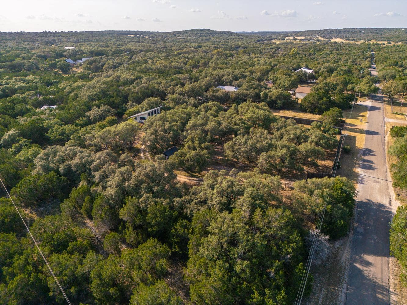 500 Ridge Oak Drive: the house and its grounds